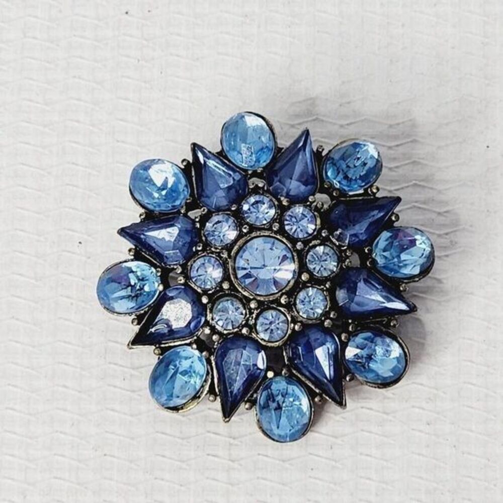 Vintage Starburst Flower Rhinestone Brooch Pin‎
